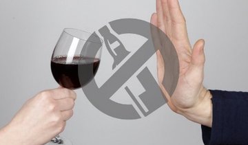 4 MIESTAI KARTU SIEKS MAŽINTI ALKOHOLIO VARTOJIMĄ