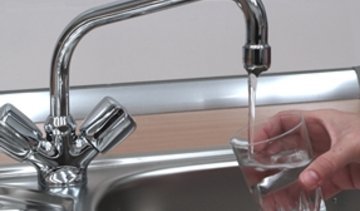 NUSTATYTAS VIDUTINIS SUVARTOJAMO GERIAMOJO VANDENS KIEKIS 