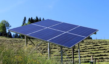 Teikiama parama saulės elektrinėms įsirengti