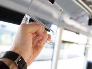 Apribojimų autobusuose beveik nebelieka