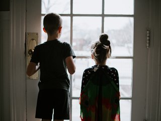 Kviečia būti atsakingiems, saugiausia likti namie
