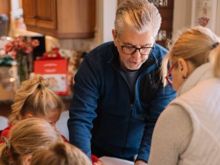 Valstybinę pensiją galės gauti daugiau daugiavaikių tėvų
