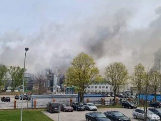 Didelis gaisras įmonėje "Klaipėdos mediena"