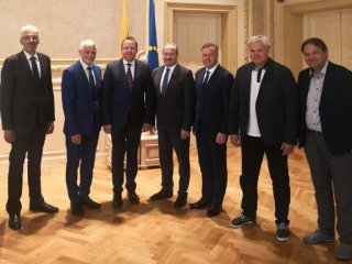 Vakarų Lietuvos savivaldybės, verslas ir mokslas susitarė, kokiomis kryptimis plėtos regiono...