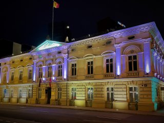 Klaipėdos rotušė nušvis purpurine spalva