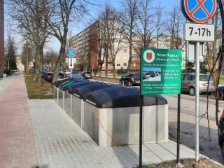 Skelbiamas atnaujintas veikiančių naujų pusiau požeminių atliekų konteinerių aikštelių sąrašas 
