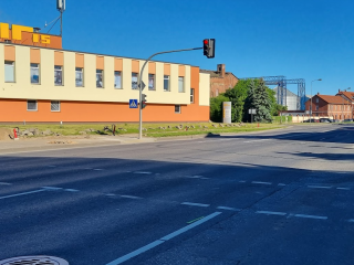 Bus išjungta šviesoforinė sankryža 