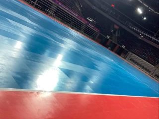 Elektroniniame aukcione parduodama naudota mobili sportinė grindų danga