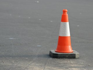 Bus ribojamas eismas Tiltų gatvėje ties Žvejų g.