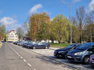 Šalia Taikos prospekto – pusšimtis naujų stovėjimo vietų automobiliams
