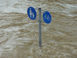 Gatvėse kaupėsi vanduo