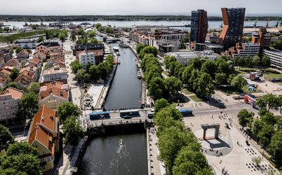 Pirmieji savivaldybės tarybos ir mero darbo metai