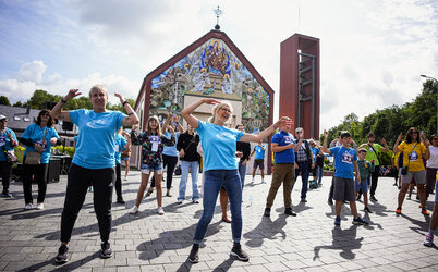 Tarptautiniame Žmonių, turinčių negalią, vasaros sporto festivalyje - išskirtinė aura ir geros...