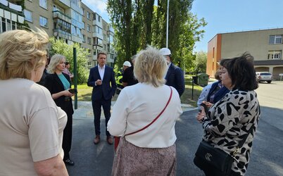 Klaipėdiečių saugumui ir patogumui – suremontuotas privažiuojamasis kelias prie Bendruomenės namų