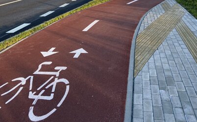 Mieste atnaujinami dviračių ir pėsčiųjų takai