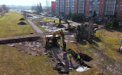 Naujasis parkas palei Šilutės plentą: pradedami sodinti pirmieji šimtai medžių