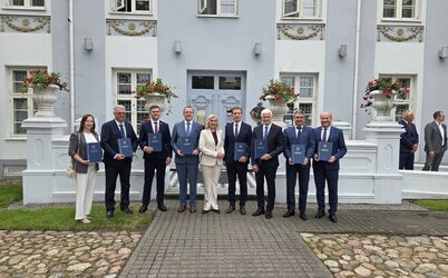 Aštuonios savivaldybės vieningai kurs kultūros kelių ateitį: pasirašoma partnerystės sutartis
